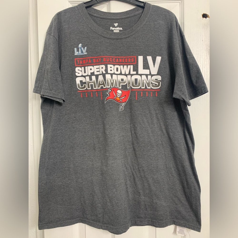 **Fanatics Gray Buccaneers Super Bowl LV Champions T-Shirt XXL